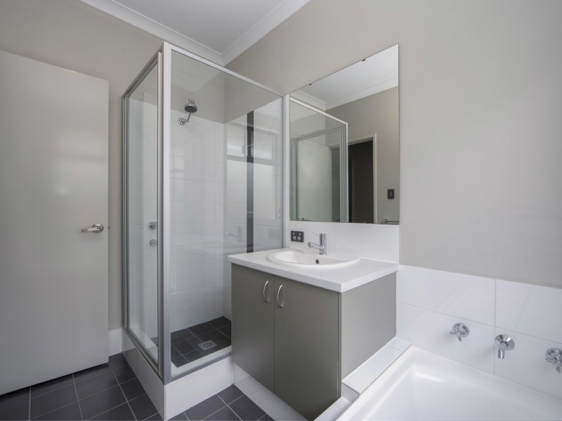 130 Elmridge Parkway, Ellenbrook WA 6069