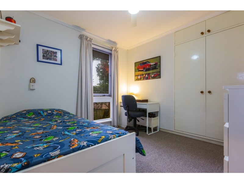 34 Regency Drive, Thornlie WA 6108