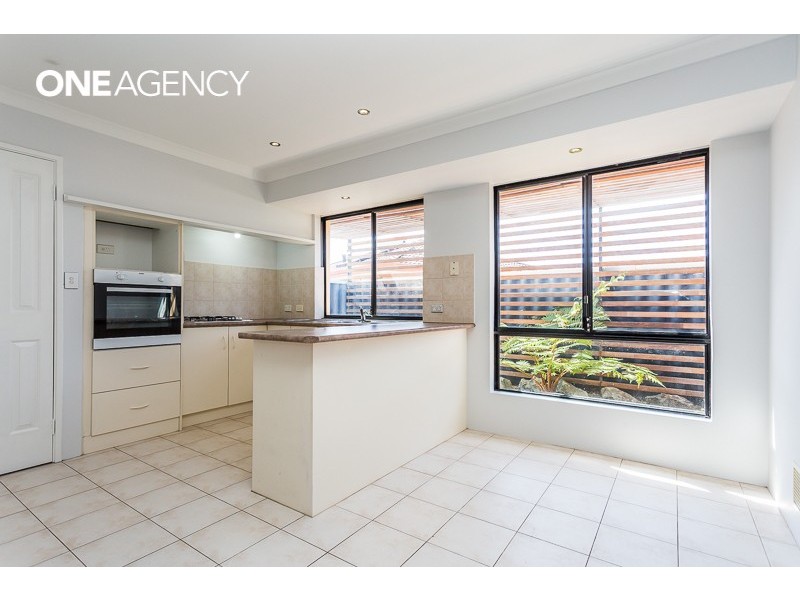 37D Renou Street, Queens Park WA 6107