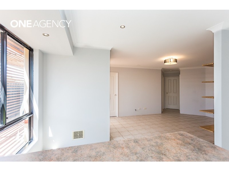 37D Renou Street, Queens Park WA 6107