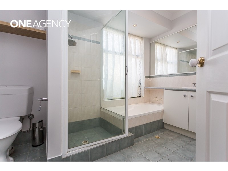 37D Renou Street, Queens Park WA 6107