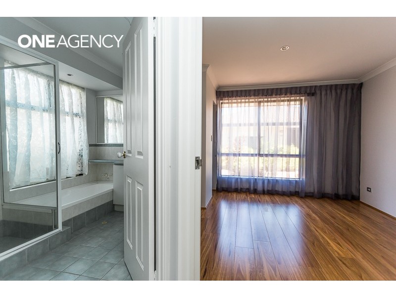 37D Renou Street, Queens Park WA 6107