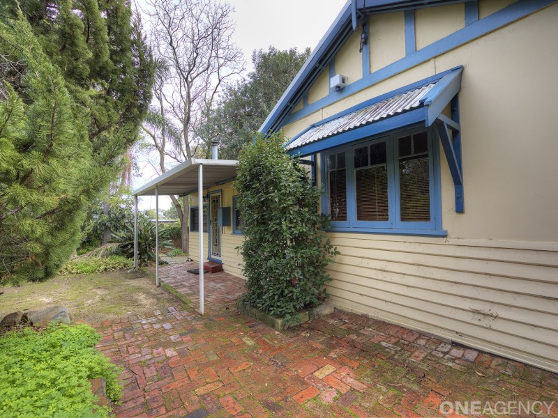 75 Old York Road, Greenmount WA 6056