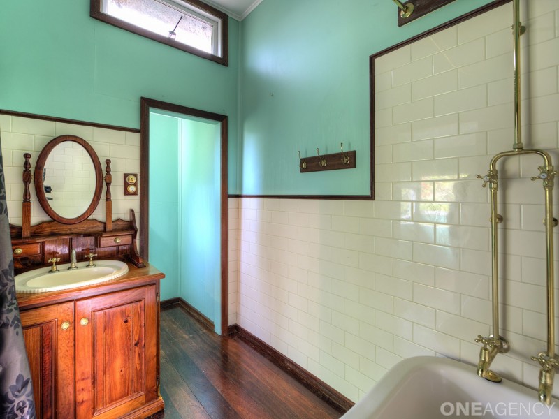 75 Old York Road, Greenmount WA 6056