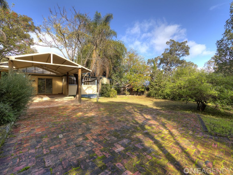 75 Old York Road, Greenmount WA 6056