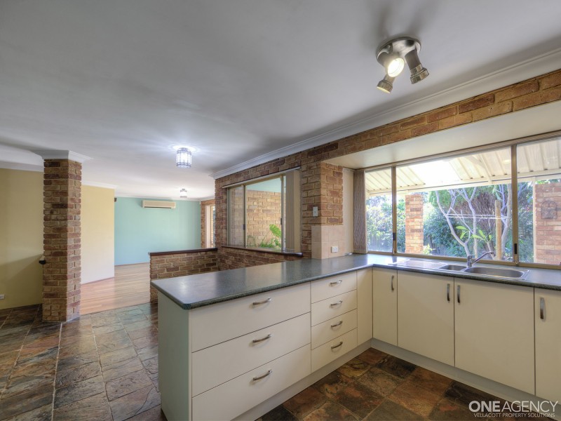 3 Castle Court, Thornlie WA 6108