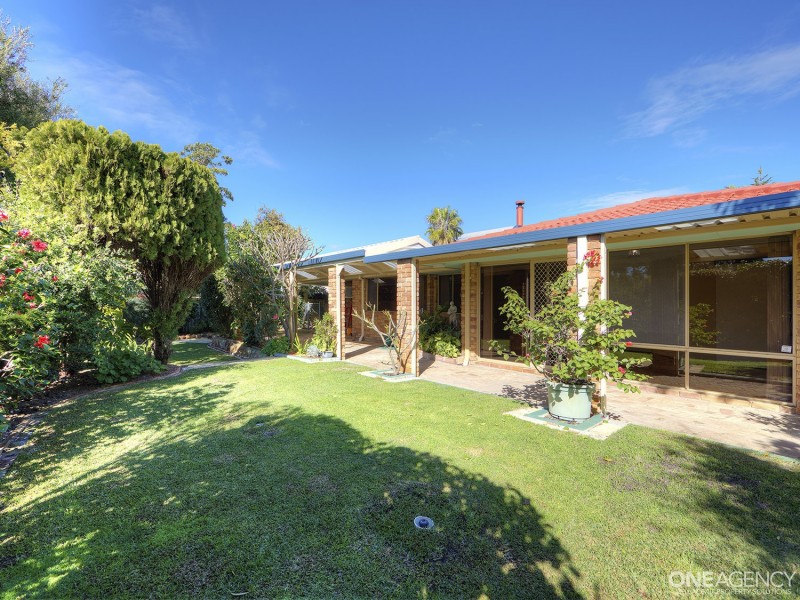 3 Castle Court, Thornlie WA 6108