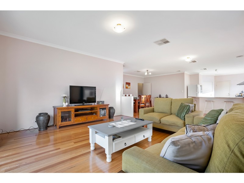 34 Reigate Street, Gosnells WA 6110