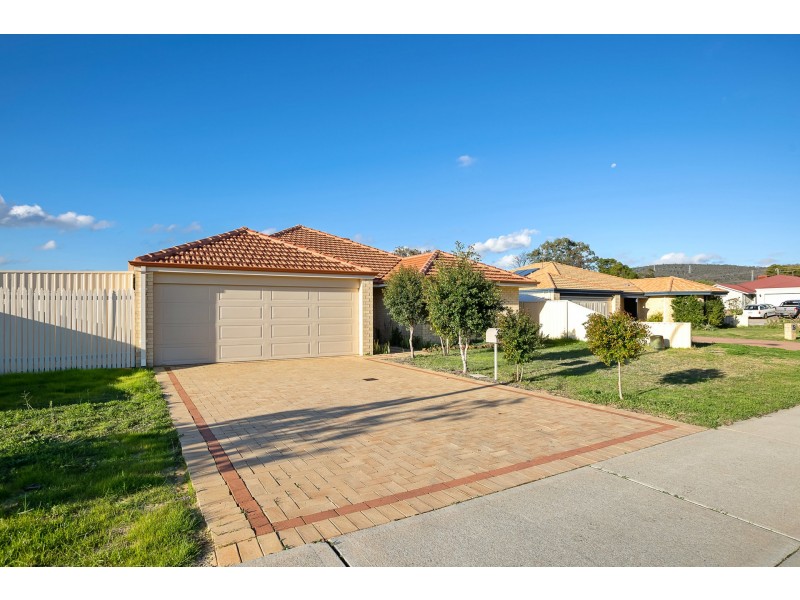 34 Reigate Street, Gosnells WA 6110