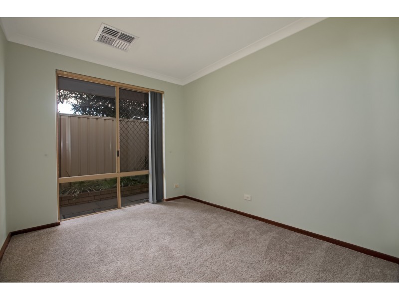 17 Conquest Court, Thornlie WA 6108