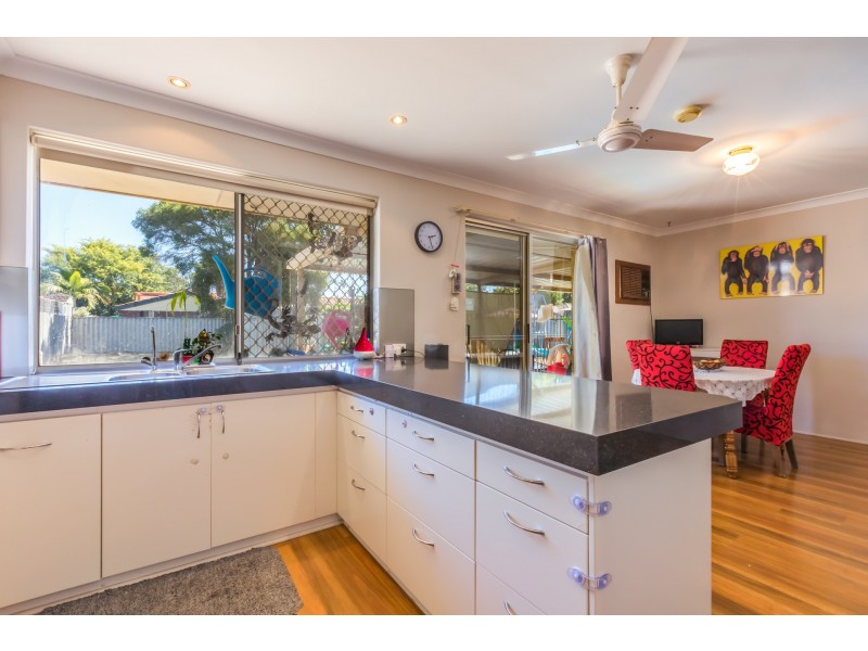 15 Ningaloo Way, Thornlie WA 6108