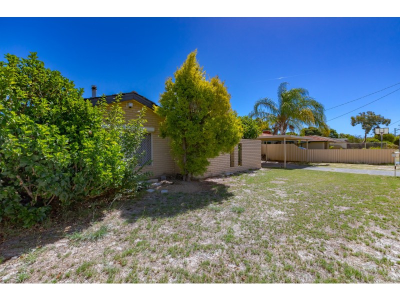 15 Ningaloo Way, Thornlie WA 6108