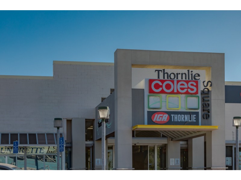 15 Ningaloo Way, Thornlie WA 6108