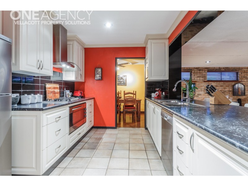 6 Fairset Street, Thornlie WA 6108