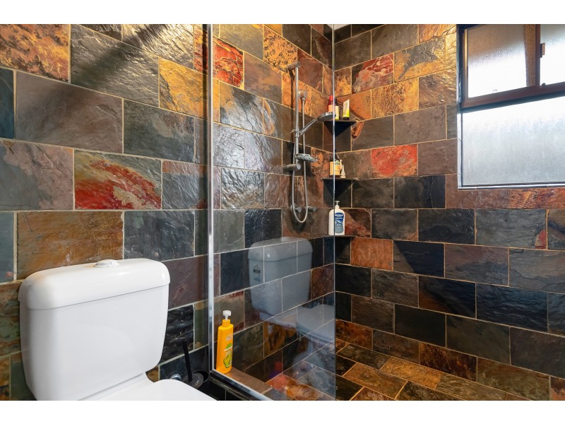 9 Bluebell Court, Thornlie WA 6108