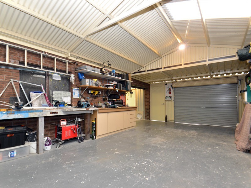 9 Bluebell Court, Thornlie WA 6108