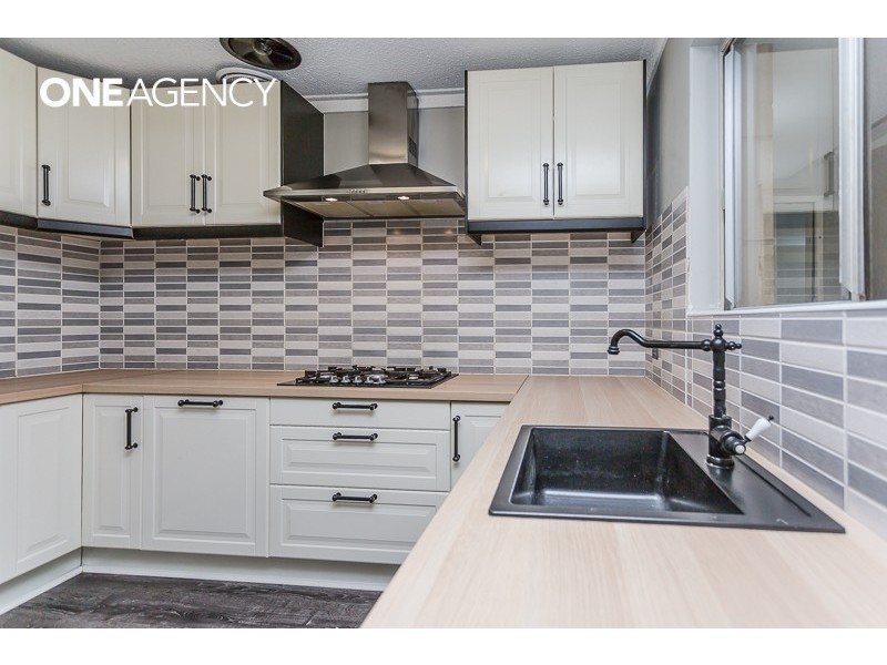 4 Mercer Place, Thornlie WA 6108