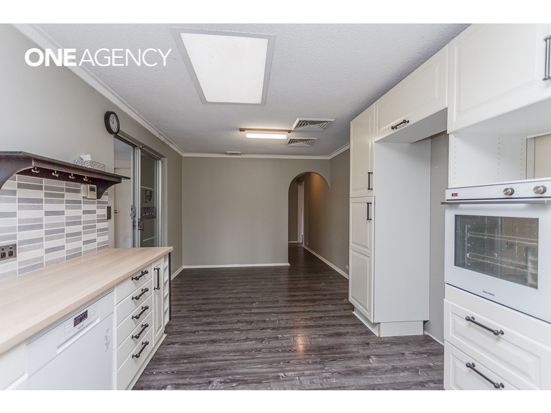 4 Mercer Place, Thornlie WA 6108