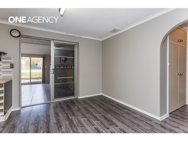 4 Mercer Place, Thornlie WA 6108