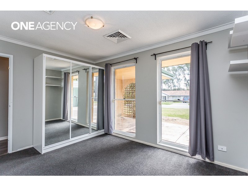 4 Mercer Place, Thornlie WA 6108