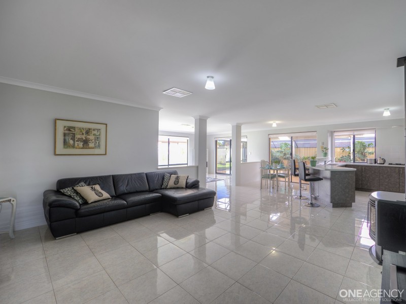 2 Jarbell Way, Huntingdale WA 6110