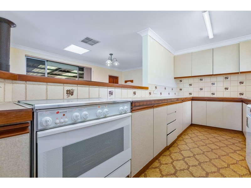 46 Eileen Street, Gosnells WA 6110