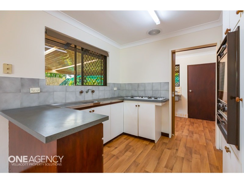 11 Cleve Way, Gosnells WA 6110