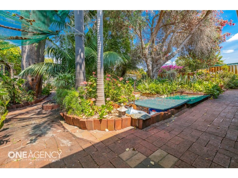 11 Cleve Way, Gosnells WA 6110