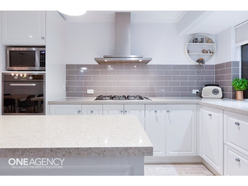 14 Sutherland Drive, Thornlie WA 6108