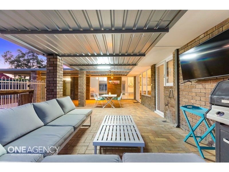 14 Sutherland Drive, Thornlie WA 6108