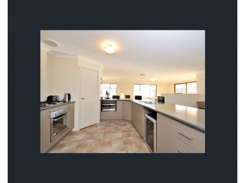 75 Colreavy, Baldivis WA 6171