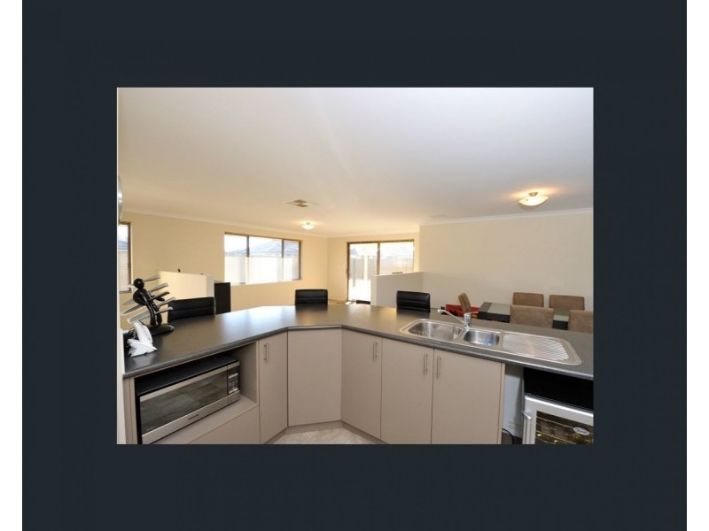 75 Colreavy, Baldivis WA 6171