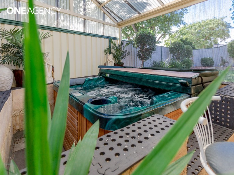 2 Laurel Court, Thornlie WA 6108