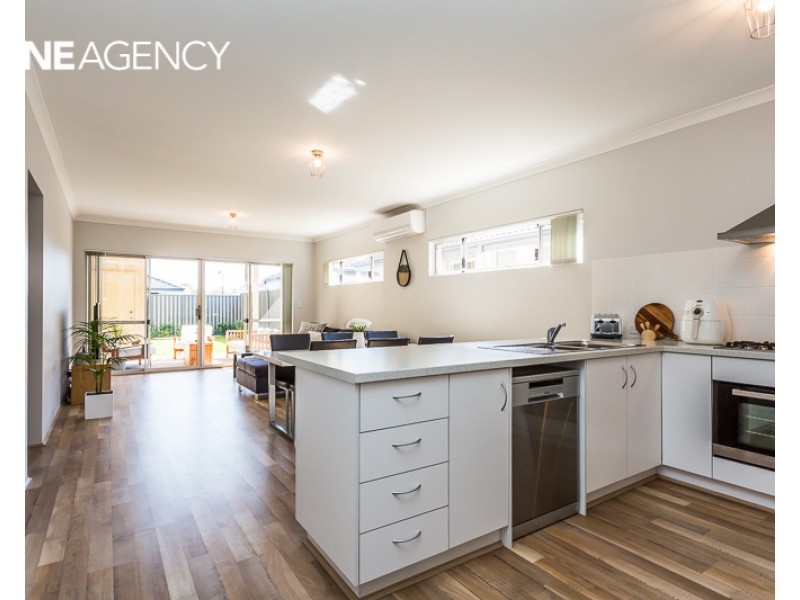 27 Vermont Grove, Wellard WA 6170