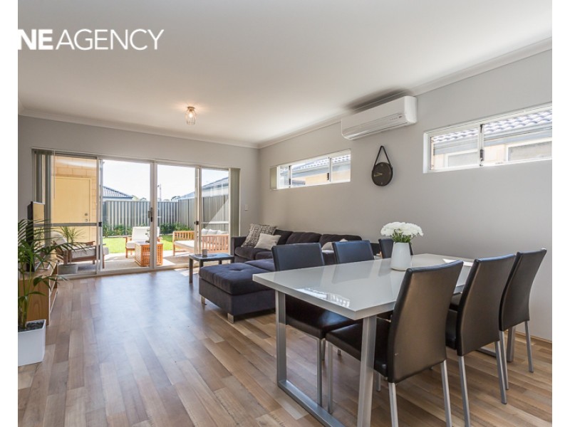 27 Vermont Grove, Wellard WA 6170