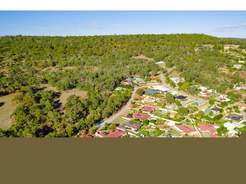 14 Treecrest Gardens, Mount Richon WA 6112