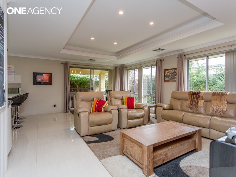 15 Drysdale Garden, Wandi WA 6167
