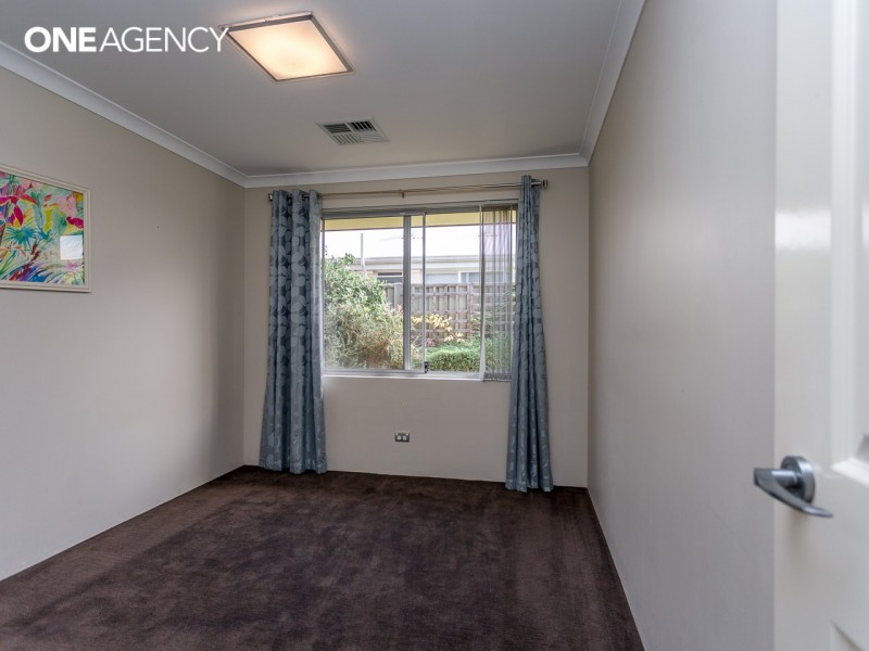 15 Drysdale Garden, Wandi WA 6167