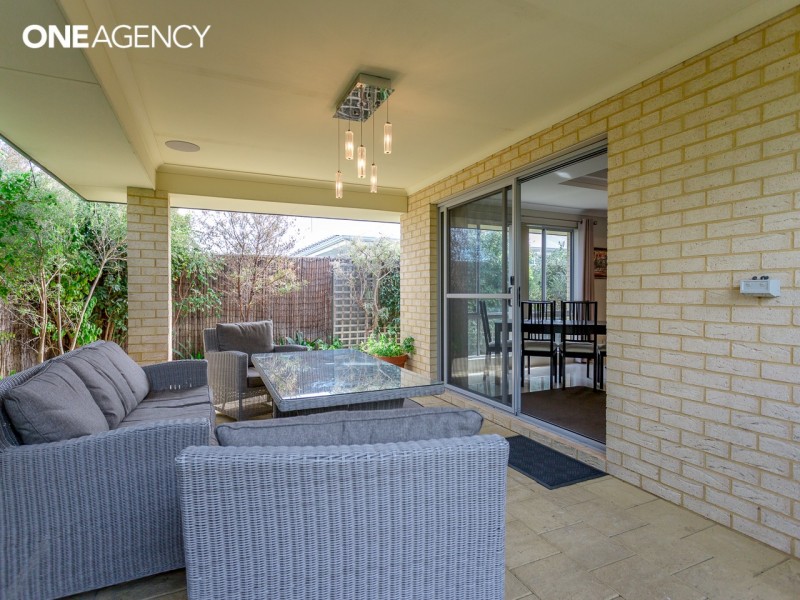 15 Drysdale Garden, Wandi WA 6167