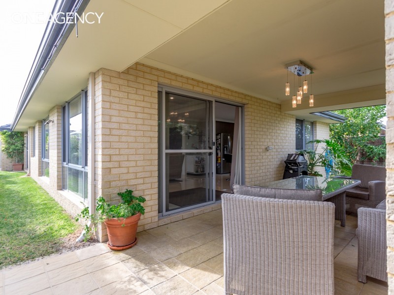15 Drysdale Garden, Wandi WA 6167