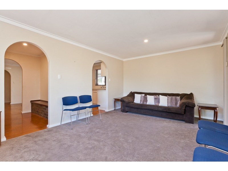 77A Endeavour Avenue, Bull Creek WA 6149