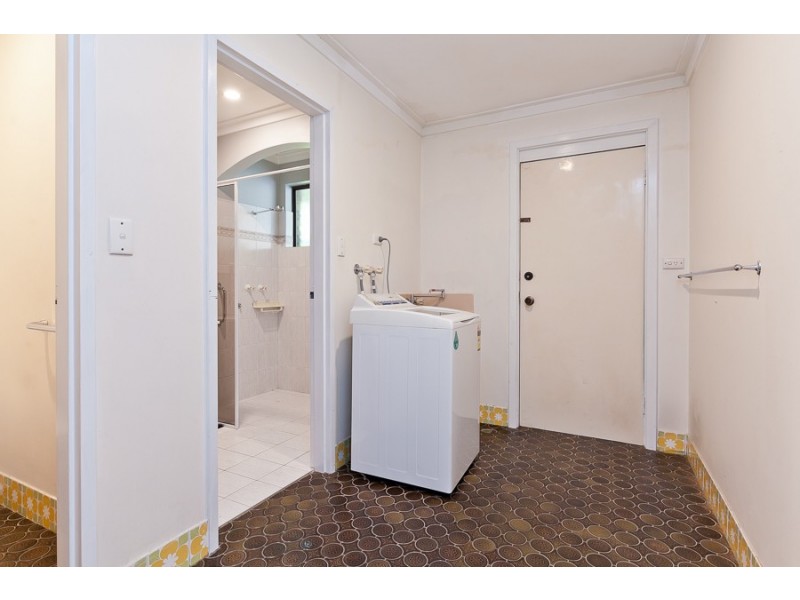 77A Endeavour Avenue, Bull Creek WA 6149