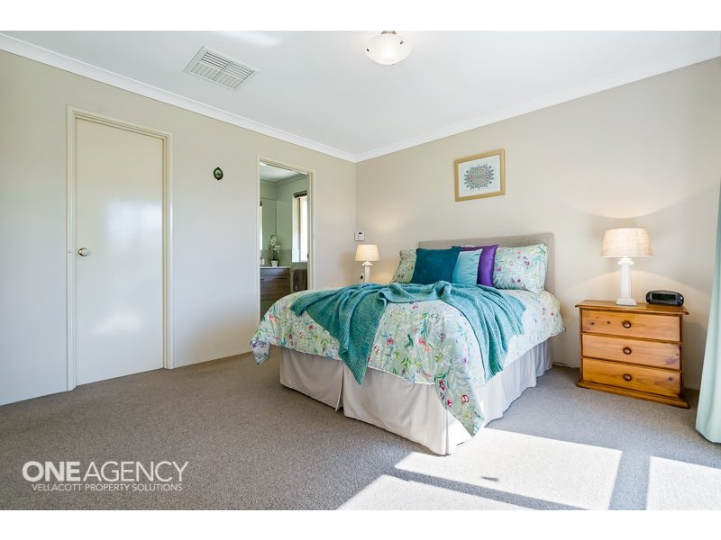 12 Ironwood Court, Thornlie WA 6108