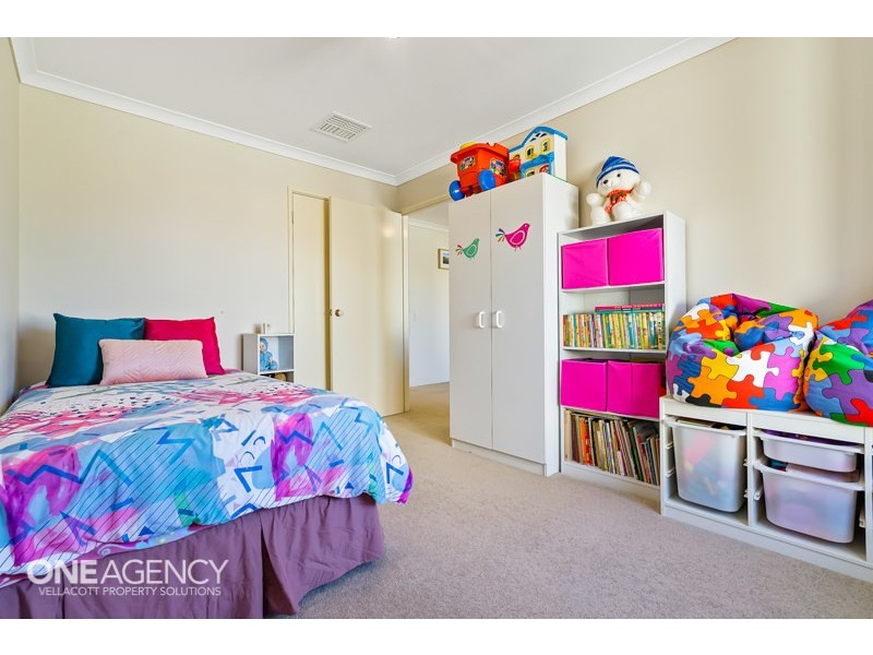 12 Ironwood Court, Thornlie WA 6108