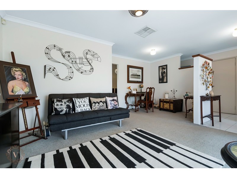 26 Geographe Way, Thornlie WA 6108