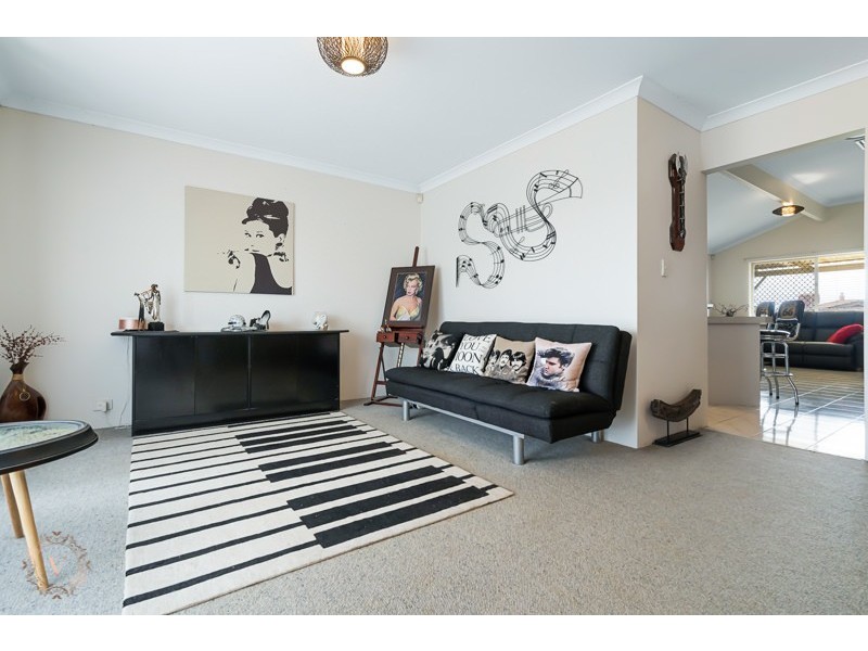 26 Geographe Way, Thornlie WA 6108