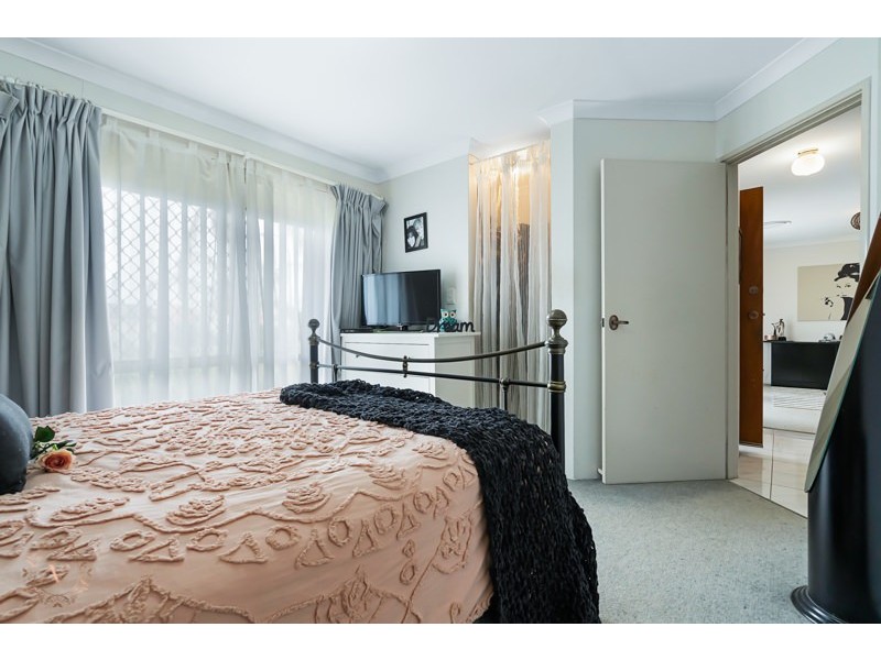 26 Geographe Way, Thornlie WA 6108