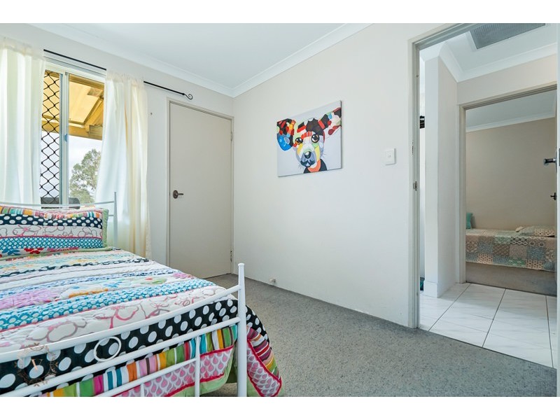 26 Geographe Way, Thornlie WA 6108