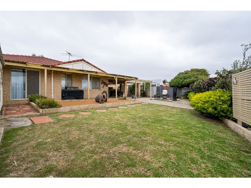 26 Geographe Way, Thornlie WA 6108