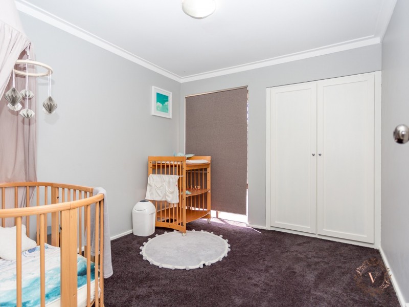14 Sutherland Drive, Thornlie WA 6108